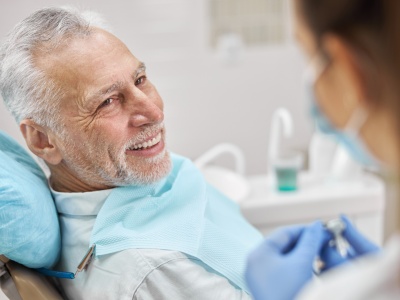 ĐỘ TUỔI NÀO CÓ THỂ CẤY GHÉP IMPLANT?