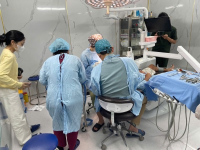 CASE LÂM SÀNG CỦA IMPLANT NOTCH 